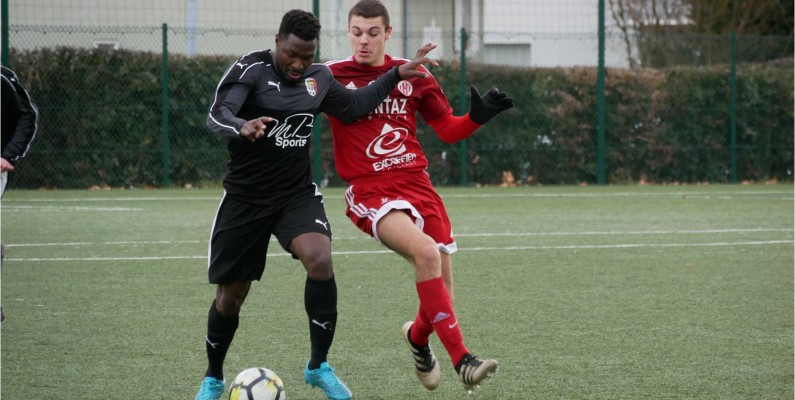 Jocelyn Gay vs Gières