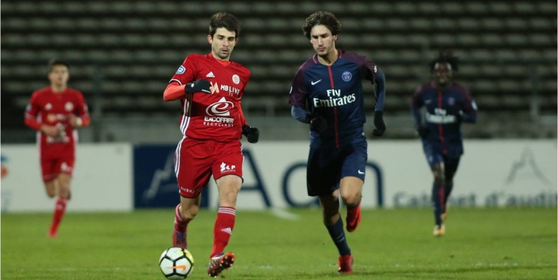 Mathieu Guillaud vs Paris