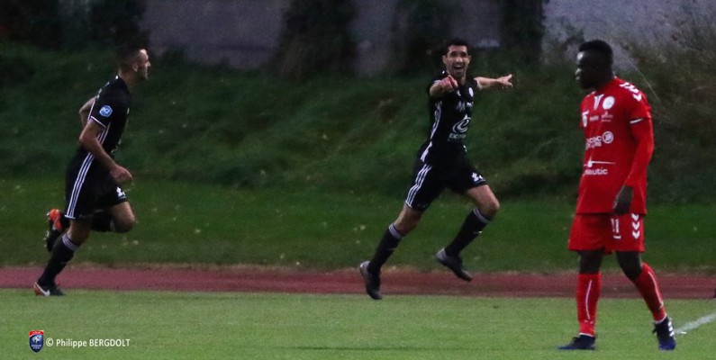 Nassim Akrour but St Louis