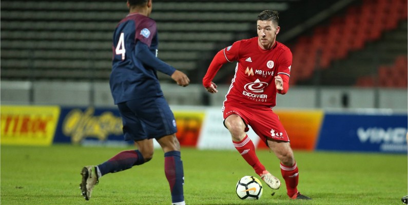 Nico Poulain vs Paris